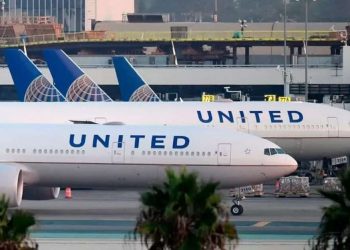 अमेरिकाको आन्तरिक उडान पुनः सुरु