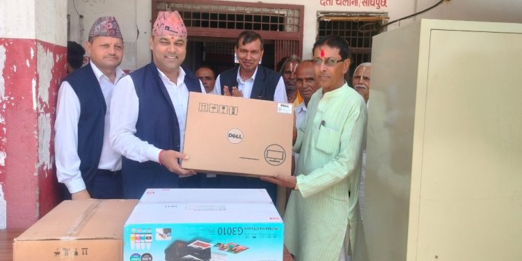 मलंगवा नगरपालिकाद्वारा  समाग्री हस्तान्तरण