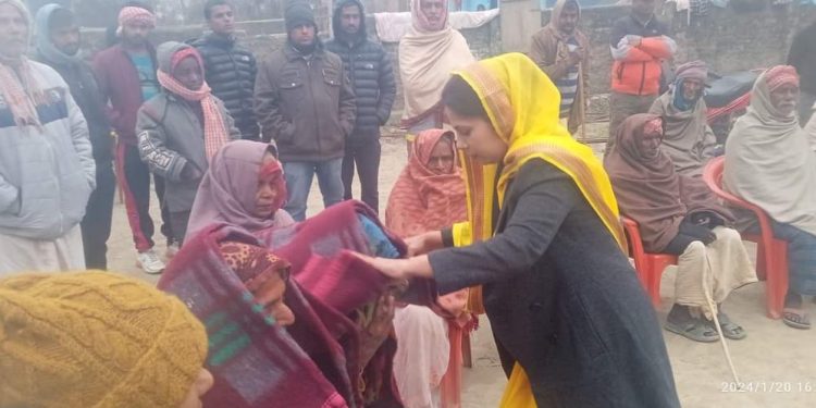 जाडो छल्न वृद्धवृध्दा लाई कम्बल बितरण