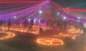 अयोध्यामा रामको प्राणप्रतिष्ठा गरिएको खुसीयालीमा मलंगवामा ११ हजार दिप प्रज्जवलन