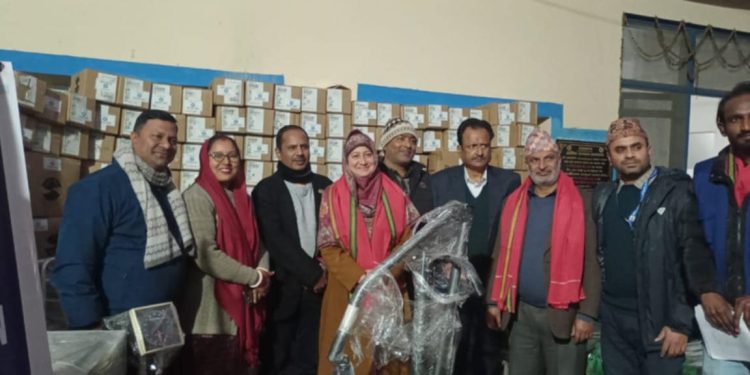 मलंगवा प्रादेशिक अस्पताललाई ५३ लाखभन्दा बढीको मेडिकल सामग्री सहयोग प्राप्त ।