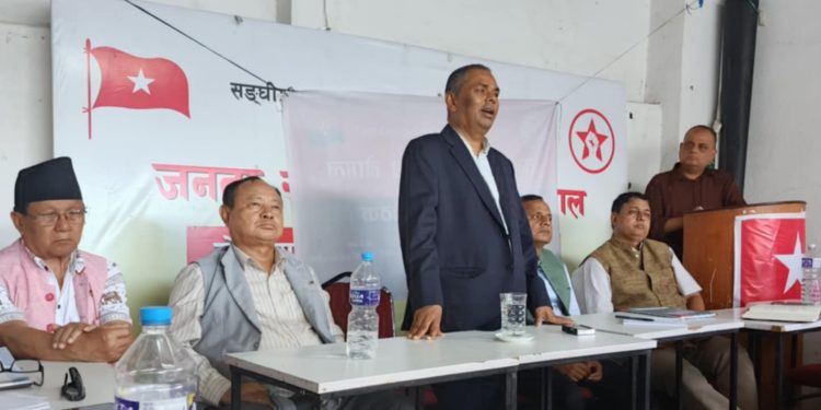 पार्टीको मुद्दा बाेकेर जनताकाे घर दैलाेमा पुग्न विभागीय प्रमुखहरूलाई अध्यक्ष यादवकाे निर्देशन