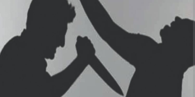 ‎बलरामा रक्सीको बिवादले उग्र रूप लिँदा छुरा प्रहार, तीन जना घाइते